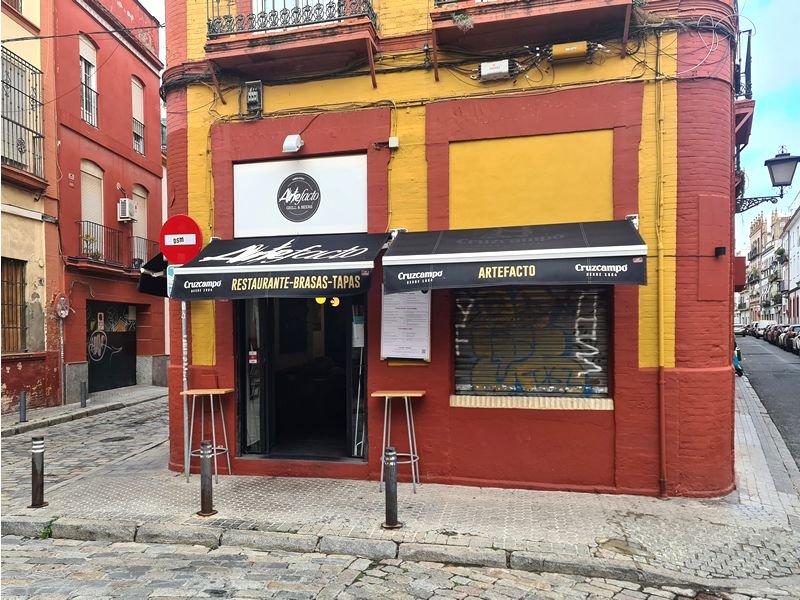 Artefacto Brasas Bar. Detapasconchencho