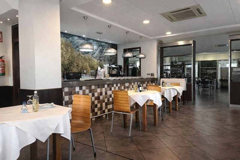 Hotel Bar Restaurante El Hacho. Detapasconchencho